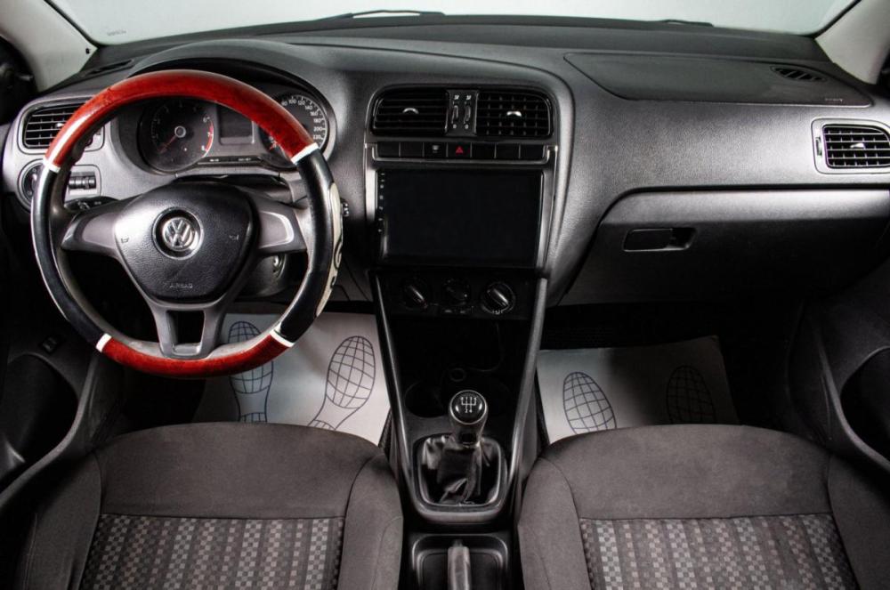 Volkswagen Polo V Рестайлинг Сургут  - изображение 13