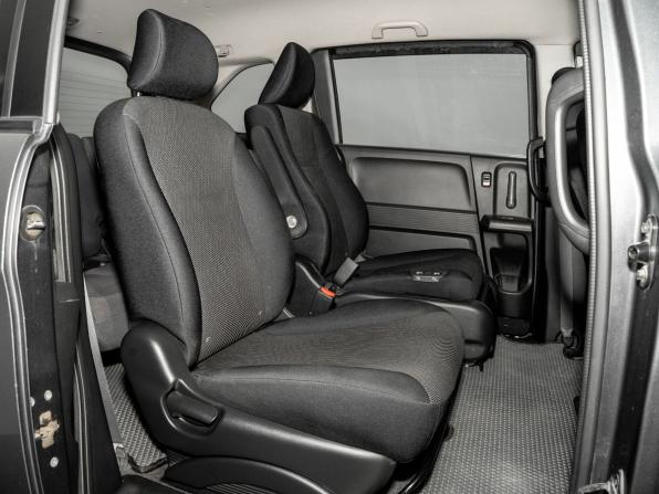 Honda Freed I Рестайлинг с пробегом 2012 года, цена 1 175 000 рублей, 202131 км, компактвэн, Автокод Объявления