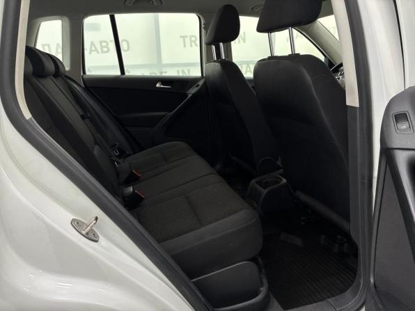 Volkswagen Tiguan I Рестайлинг с пробегом 2014 года, цена 983 000 рублей, 266000 км, внедорожник, Автокод Объявления