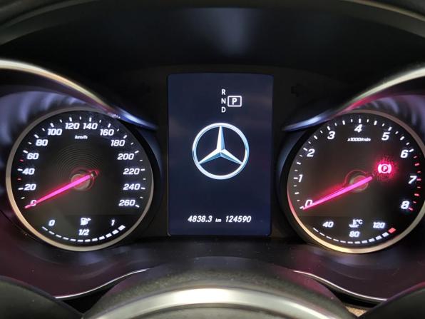 Mercedes-Benz C-Класс IV (W205) Рестайлинг с пробегом 2019 года, цена 2 700 000 рублей, 124589 км, седан, Автокод Объявления