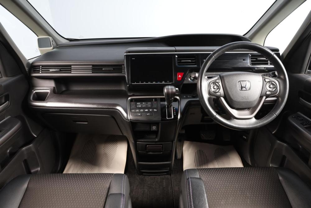 Honda Stepwgn V Рестайлинг Новосибирск  - изображение 11