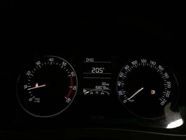 Skoda Rapid I с пробегом 2015 года, цена 949 000 рублей, 168053 км, лифтбек, Автокод Объявления