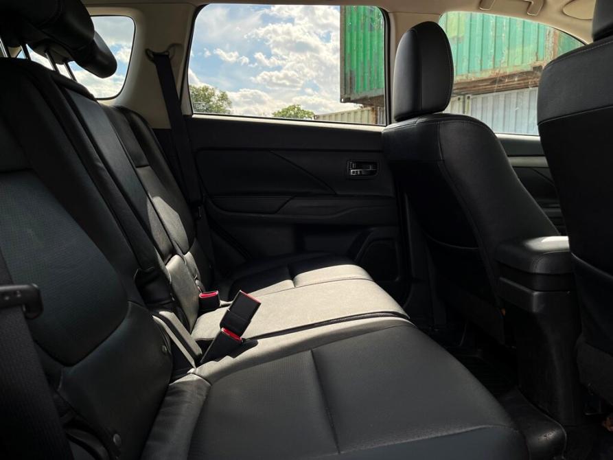 Mitsubishi Outlander III Рестайлинг 2 Санкт-Петербург  - изображение 9