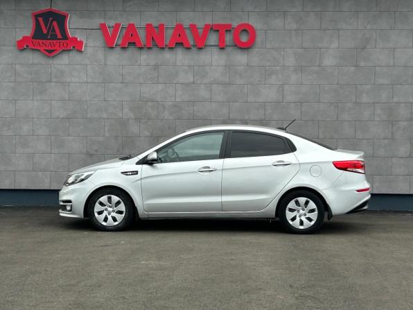 Kia Rio III Рестайлинг с пробегом 2017 года, цена 1 185 000 рублей, 104400 км, седан, Автокод Объявления