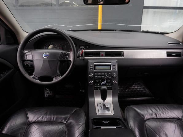 Volvo XC70 II с пробегом 2008 года, цена 1 051 000 рублей, 307108 км, универсал, Автокод Объявления