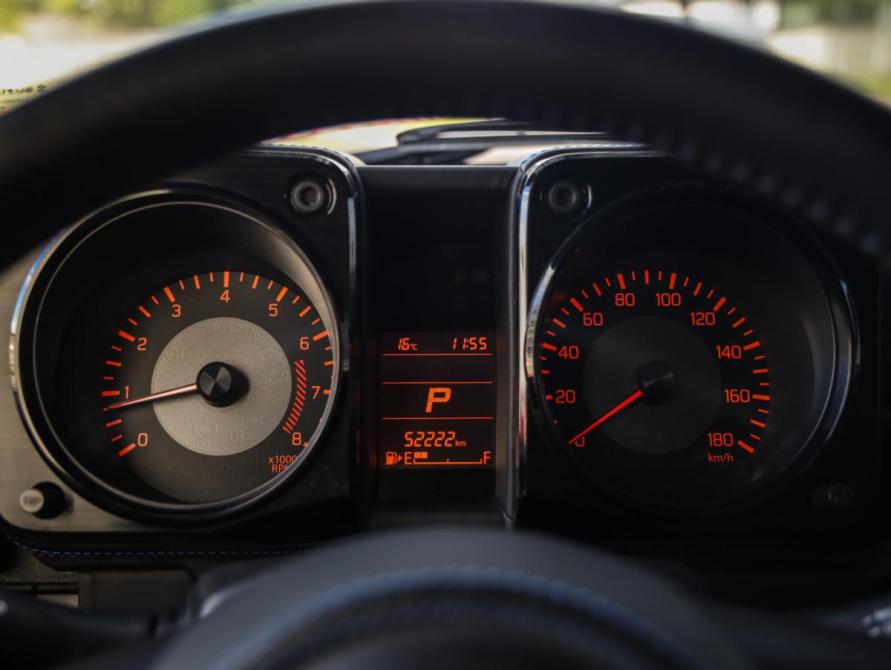 Suzuki Jimny IV Санкт-Петербург  - изображение 15