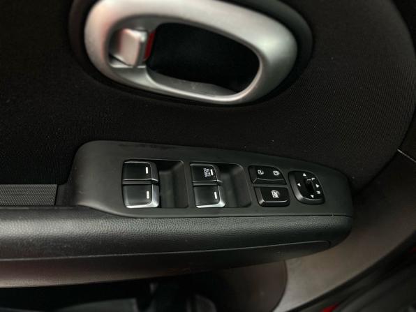 Kia Soul II Рестайлинг с пробегом 2019 года, цена 1 849 900 рублей, 79500 км, хэтчбек, Автокод Объявления