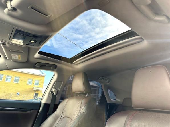 Lexus RX IV с пробегом 2019 года, цена 4 800 000 рублей, 70235 км, внедорожник, Автокод Объявления