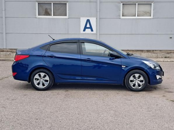 Hyundai Solaris I Рестайлинг с пробегом 2016 года, цена 935 000 рублей, 174000 км, седан, Автокод Объявления