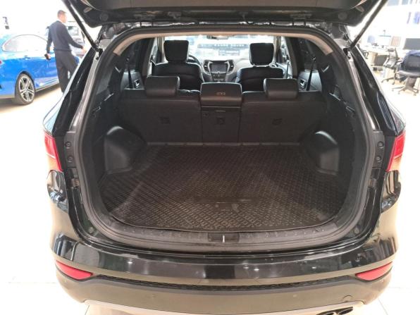 Hyundai Santa Fe III с пробегом 2014 года, цена 1 951 000 рублей, 215000 км, внедорожник, Автокод Объявления