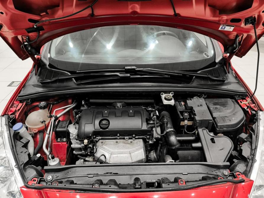 Peugeot 308 I Казань  - изображение 11