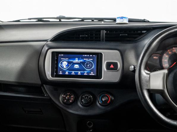 Toyota Vitz III (XP130) Рестайлинг с пробегом 2015 года, цена 725 000 рублей, 179944 км, хэтчбек, Автокод Объявления