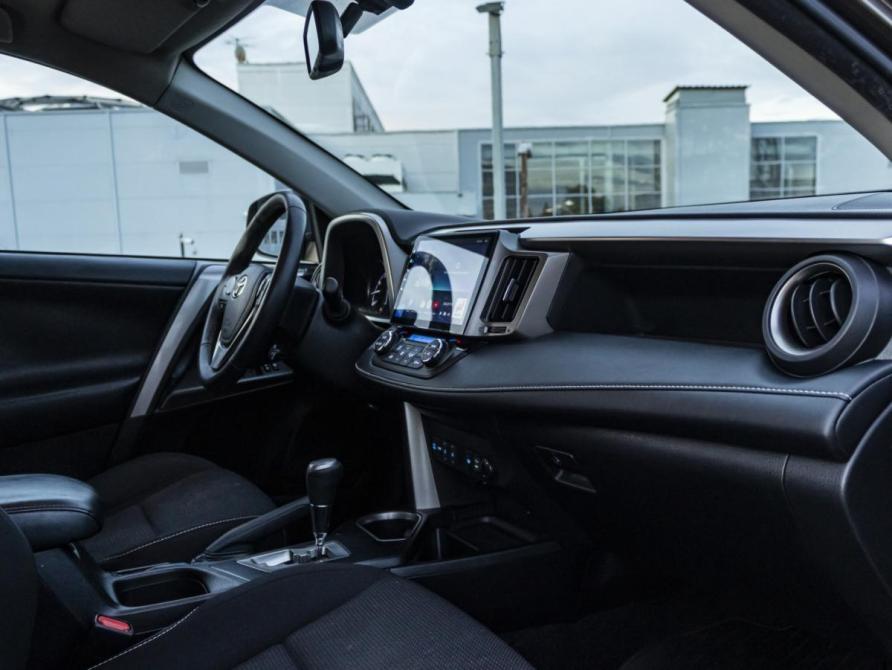 Toyota RAV4 IV (XA40) Рестайлинг Москва  - изображение 15