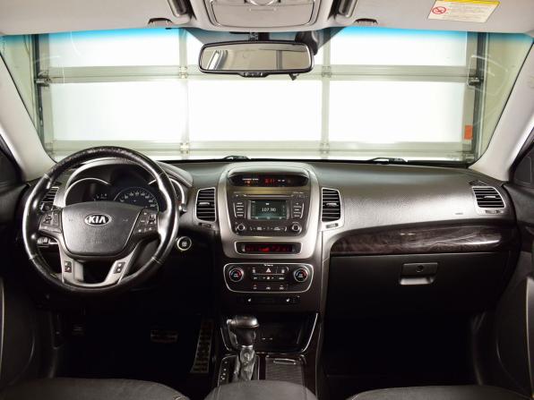 Kia Sorento II Рестайлинг с пробегом 2014 года, цена 1 765 995 рублей, 185257 км, внедорожник, Автокод Объявления