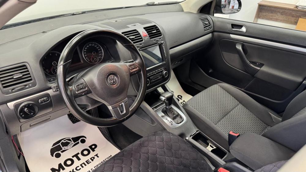 Volkswagen Jetta V Киров  - изображение 8