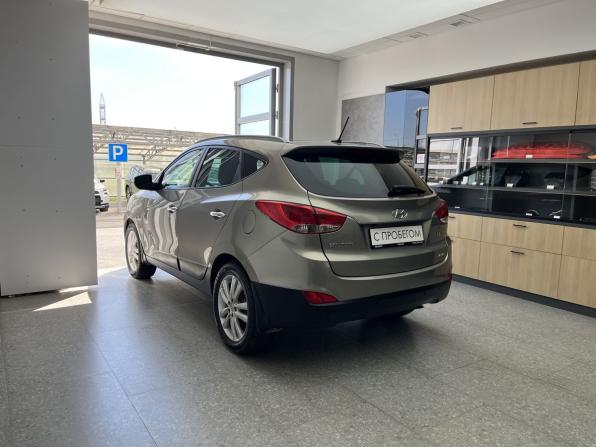 Hyundai ix35 I с пробегом 2011 года, цена 1 220 000 рублей, 212000 км, внедорожник, Автокод Объявления