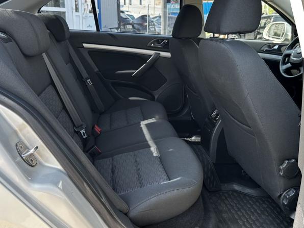 Skoda Octavia II (A5) Рестайлинг с пробегом 2012 года, цена 935 000 рублей, 230462 км, универсал, Автокод Объявления