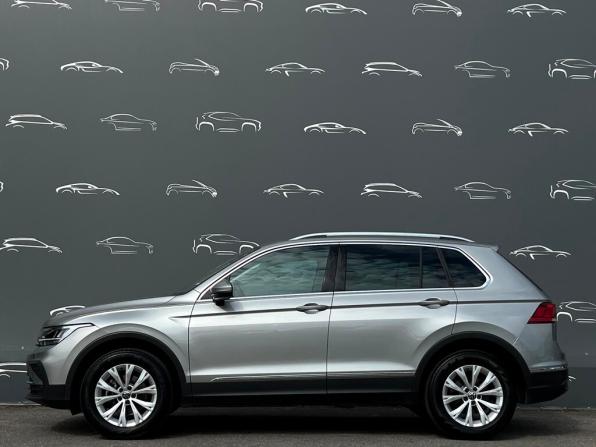 Volkswagen Tiguan II Рестайлинг с пробегом 2021 года, цена 3 047 600 рублей, 34004 км, внедорожник, Автокод Объявления