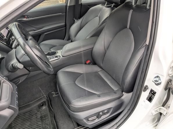 Toyota Camry VIII (XV70) Рестайлинг с пробегом 2021 года, цена 3 200 000 рублей, 13207 км, седан, Автокод Объявления