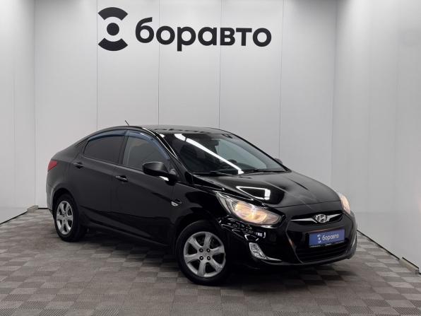 Hyundai Solaris I с пробегом 2014 года, цена 890 000 рублей, 175946 км, седан, Автокод Объявления