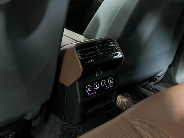 BMW 5 серии VIII (G60/G61/G68) с пробегом 2024 года, цена 8 700 000 рублей, 12952 км, седан, Автокод Объявления