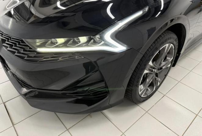 Kia K5 III с пробегом 2021 года, цена 2 550 000 рублей, 56495 км, седан, Автокод Объявления