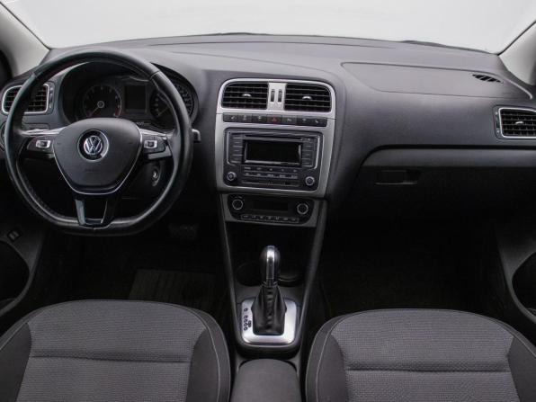 Volkswagen Polo V Рестайлинг с пробегом 2017 года, цена 1 295 000 рублей, 104005 км, седан, Автокод Объявления