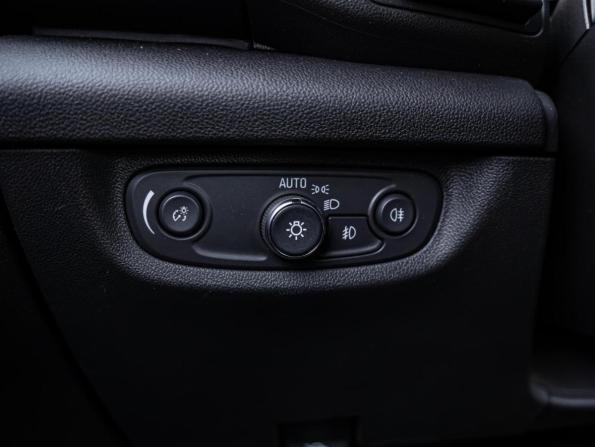 Opel Insignia II с пробегом 2018 года, цена 1 380 000 рублей, 162618 км, универсал, Автокод Объявления
