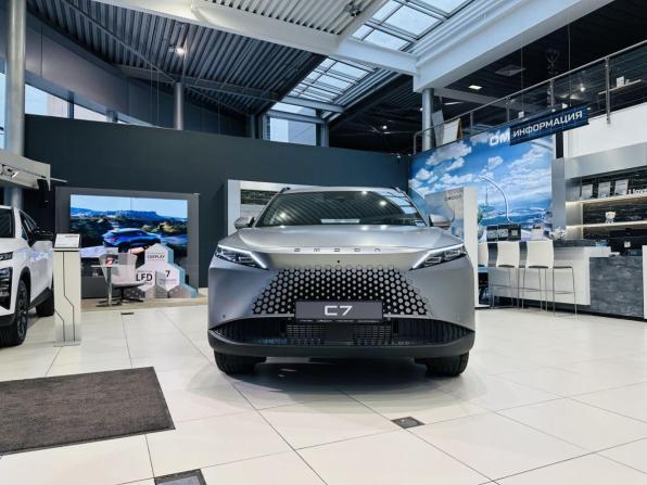 Новый Omoda C7 2025 года, цена 3 298 900 рублей, внедорожник, Автокод Объявления