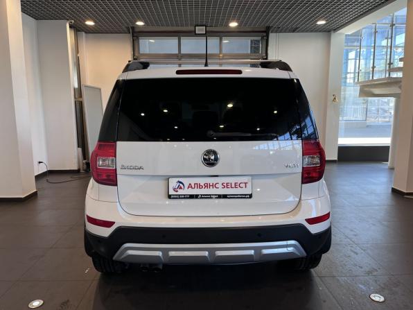 Skoda Yeti I Рестайлинг с пробегом 2014 года, цена 1 095 000 рублей, 180872 км, внедорожник, Автокод Объявления