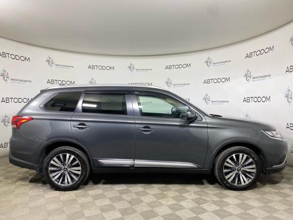 Mitsubishi Outlander III Рестайлинг 3 с пробегом 2019 года, цена 2 347 000 рублей, 72186 км, внедорожник, Автокод Объявления