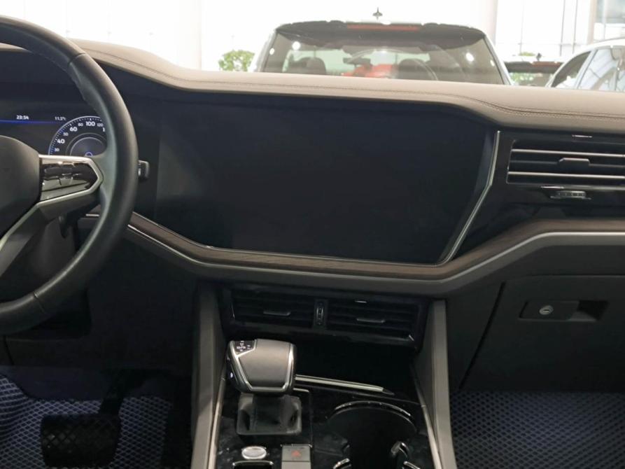 Volkswagen Touareg III Казань  - изображение 18