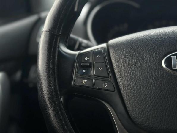 Kia Sorento II Рестайлинг с пробегом 2013 года, цена 1 445 000 рублей, 211000 км, внедорожник, Автокод Объявления