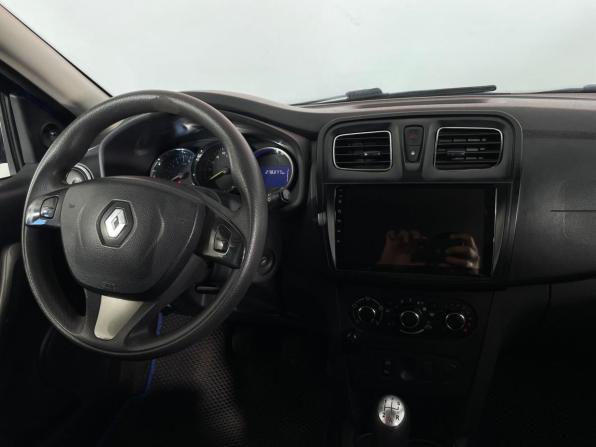 Renault Sandero II с пробегом 2015 года, цена 530 000 рублей, 278377 км, хэтчбек, Автокод Объявления