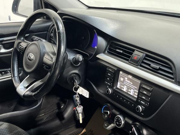 Kia Rio IV с пробегом 2019 года, цена 1 465 000 рублей, 77075 км, хэтчбек, Автокод Объявления