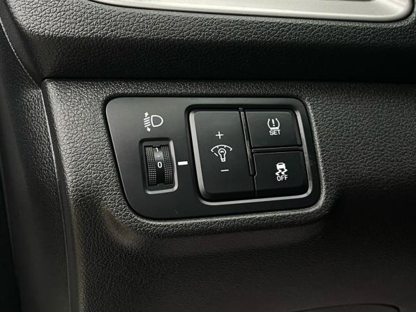 Hyundai Solaris II Рестайлинг с пробегом 2021 года, цена 1 285 000 рублей, 166100 км, седан, Автокод Объявления