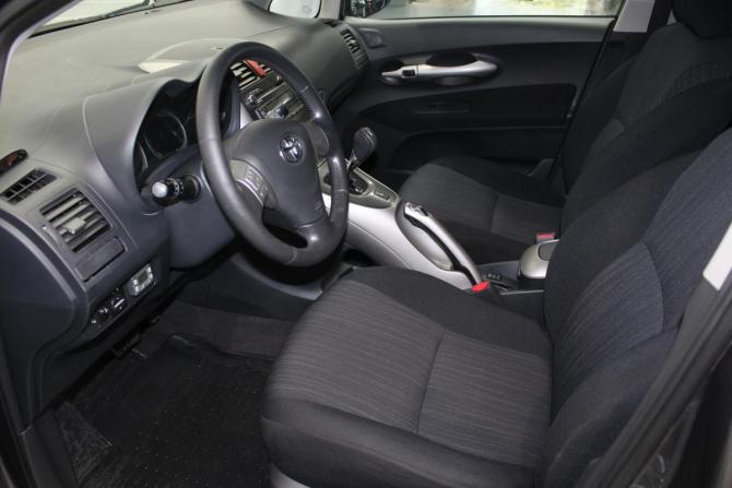 Toyota Auris I с пробегом 2008 года, цена 699 000 рублей, 227404 км, хэтчбек, Автокод Объявления