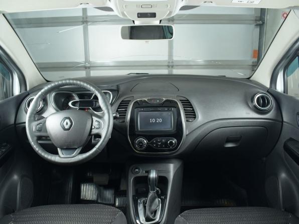 Renault Kaptur I с пробегом 2018 года, цена 1 349 999 рублей, 176255 км, внедорожник, Автокод Объявления