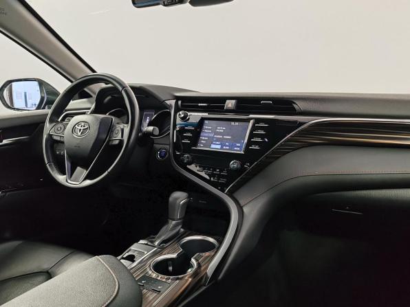 Toyota Camry VIII (XV70) с пробегом 2019 года, цена 2 630 000 рублей, 119445 км, седан, Автокод Объявления