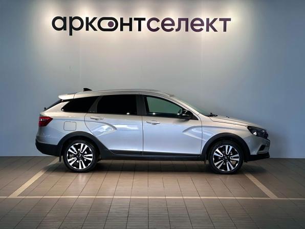Lada (ВАЗ) Vesta I с пробегом 2021 года, цена 1 366 000 рублей, 23115 км, универсал, Автокод Объявления