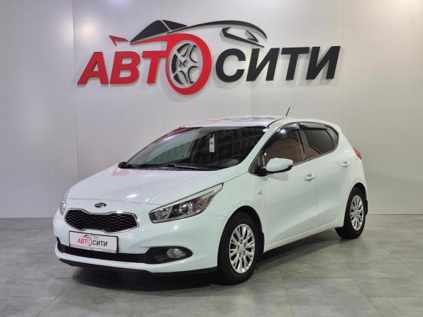 Kia Ceed II с пробегом 2014 года, цена 1 030 000 рублей, 107000 км, хэтчбек, Автокод Объявления