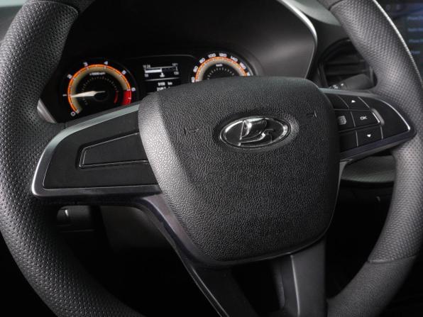Lada (ВАЗ) Vesta I Рестайлинг (NG) с пробегом 2025 года, цена 1 379 000 рублей, 9158 км, седан, Автокод Объявления