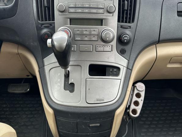 Hyundai Grand Starex I с пробегом 2009 года, цена 880 000 рублей, 319026 км, минивэн, Автокод Объявления