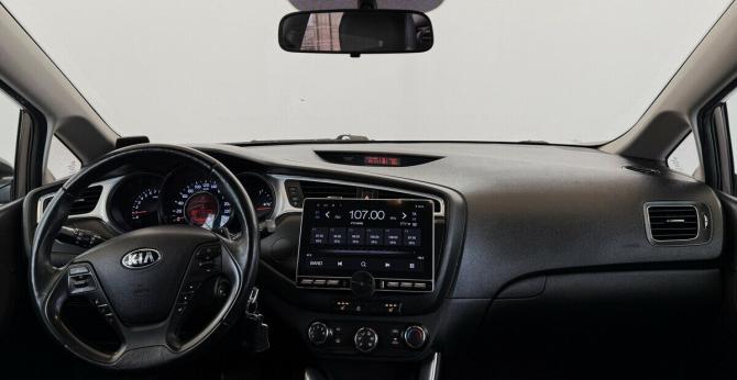 Kia Ceed II Рестайлинг с пробегом 2018 года, цена 1 230 000 рублей, 189522 км, универсал, Автокод Объявления