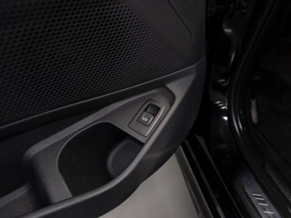 BMW 3 серии VII (G2x) с пробегом 2019 года, цена 3 990 000 рублей, 95100 км, седан, Автокод Объявления