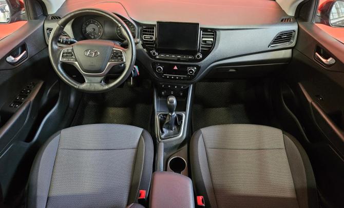 Hyundai Solaris II Рестайлинг с пробегом 2021 года, цена 1 485 000 рублей, 131582 км, седан, Автокод Объявления