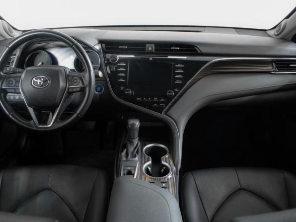 Toyota Camry VIII (XV70) с пробегом 2021 года, цена 2 650 000 рублей, 96559 км, седан, Автокод Объявления