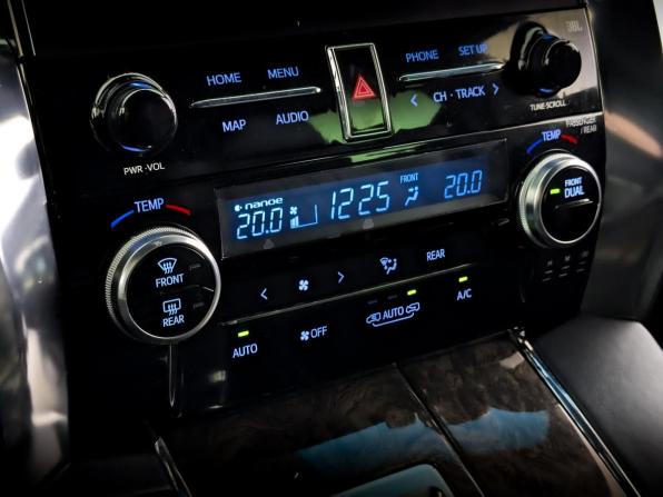 Toyota Alphard III Рестайлинг с пробегом 2021 года, цена 7 150 000 рублей, 52278 км, минивэн, Автокод Объявления