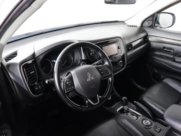 Mitsubishi Outlander III Рестайлинг 2 с пробегом 2016 года, цена 1 799 000 рублей, 125065 км, внедорожник, Автокод Объявления