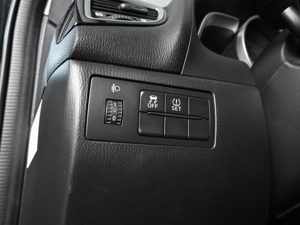 Mazda 3 II (BL) Рестайлинг с пробегом 2013 года, цена 1 240 000 рублей, 144340 км, седан, Автокод Объявления